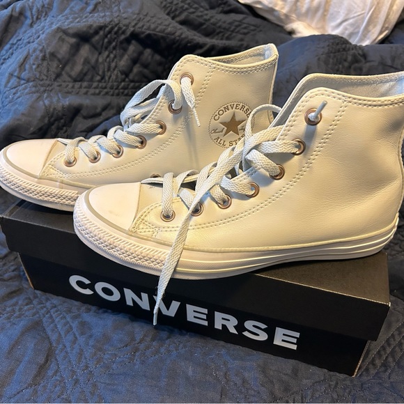 Robins egg blue faux leather high top converse - Picture 3 of 5